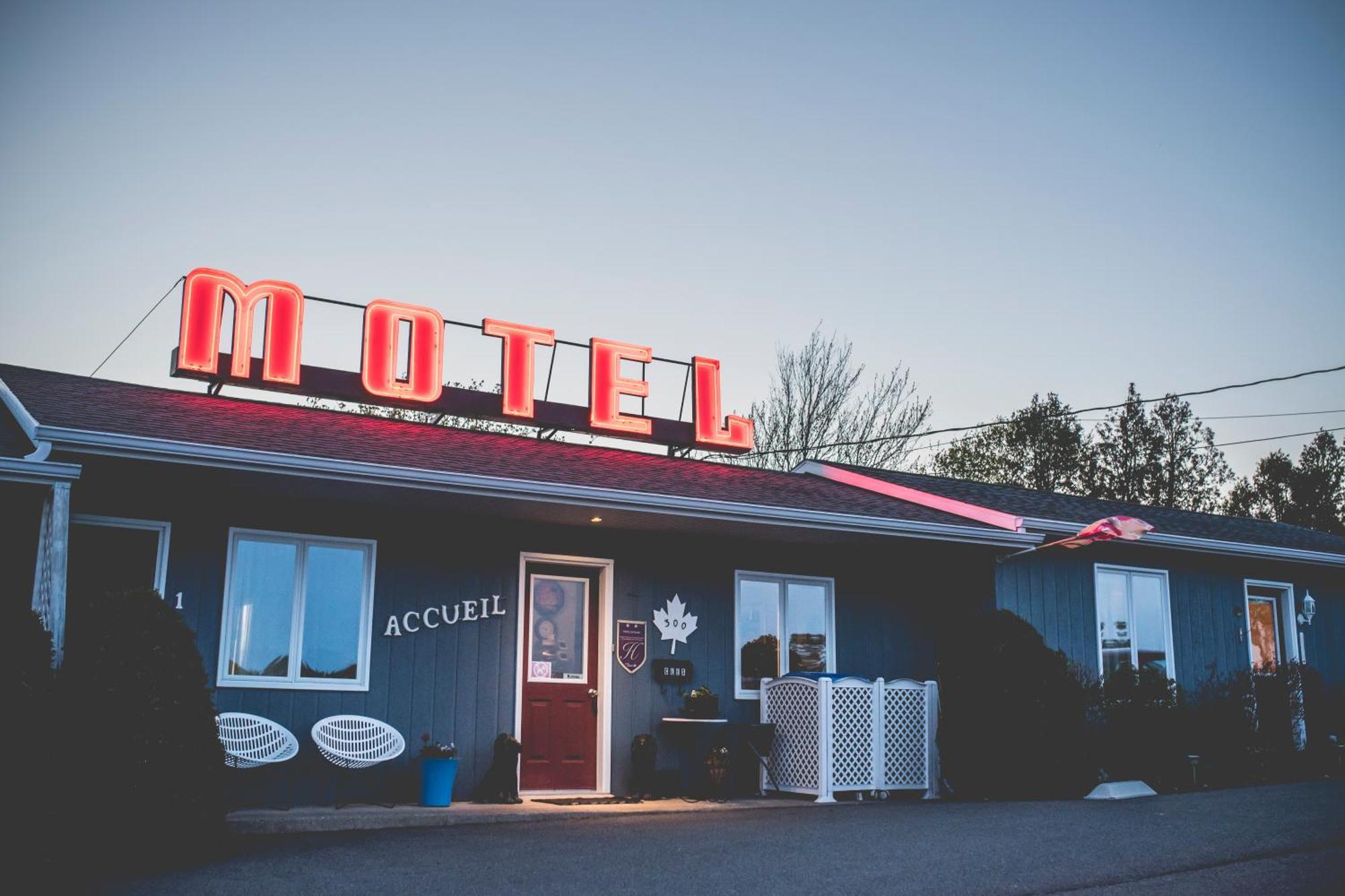Motel Cap Blanc Kamouraska Luaran gambar